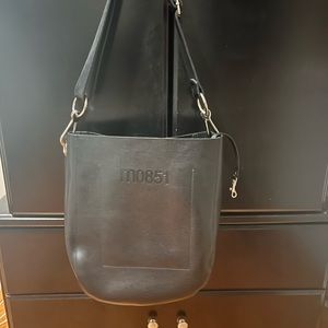 m0851 | The Classic Hobo Bag